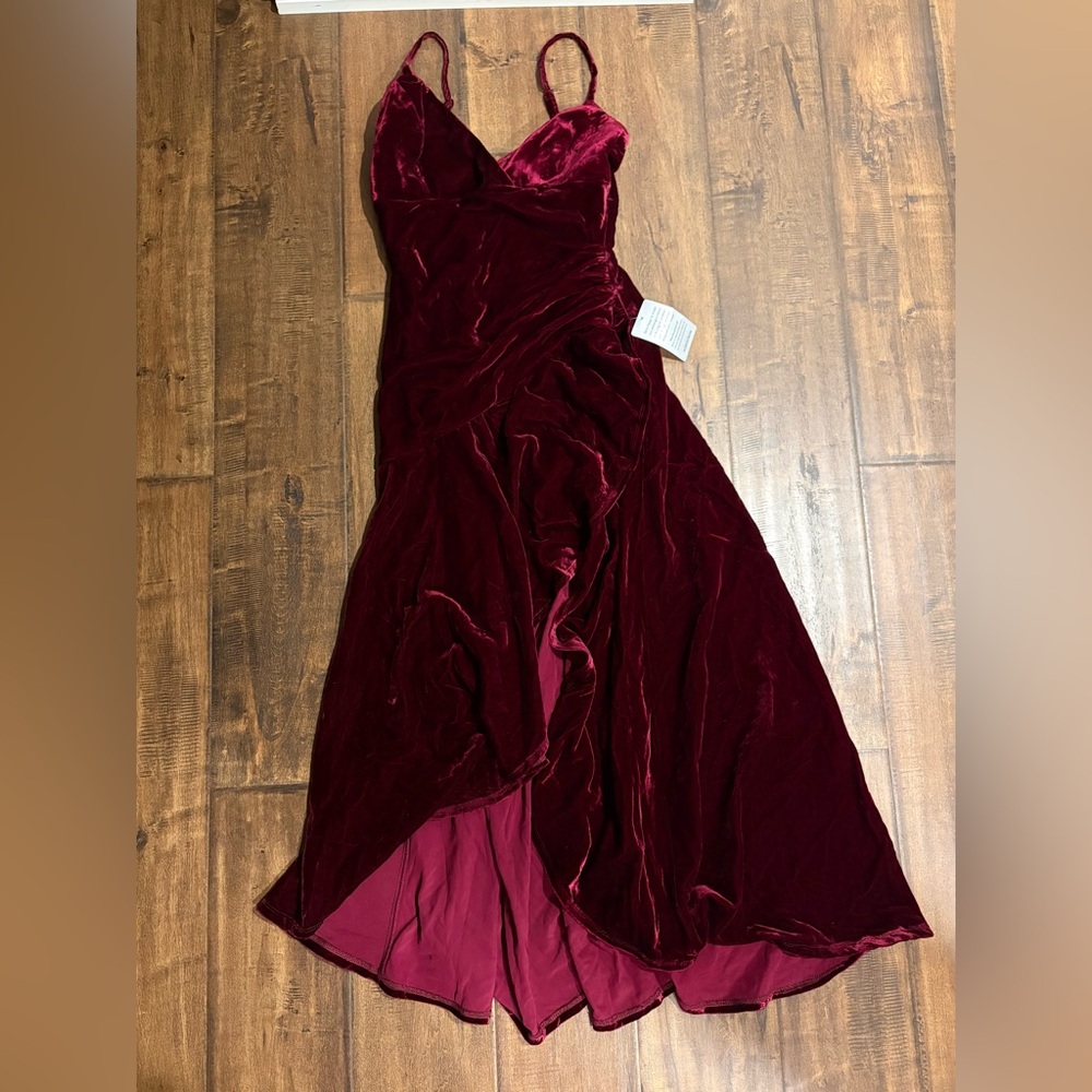 Bardot Sorella Velour Midi Dress Women’s Size Small NWT - Picture 5 of 9